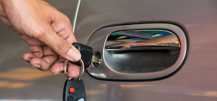 Car door lock repair in Isla Vista